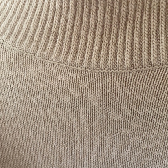Knit loose neck sweater - Picture 2 of 4